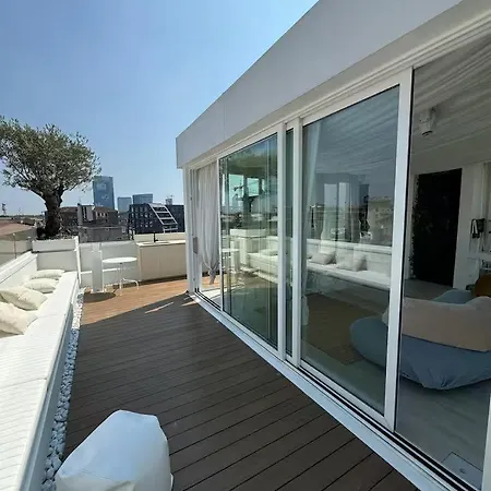Readhostprofile! Luxury Penthouse Near Duomo
